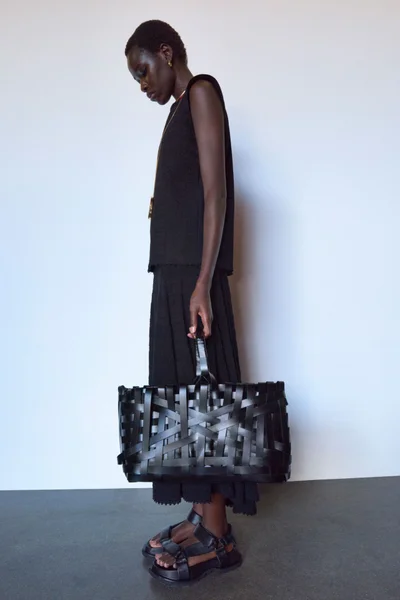 Look 27